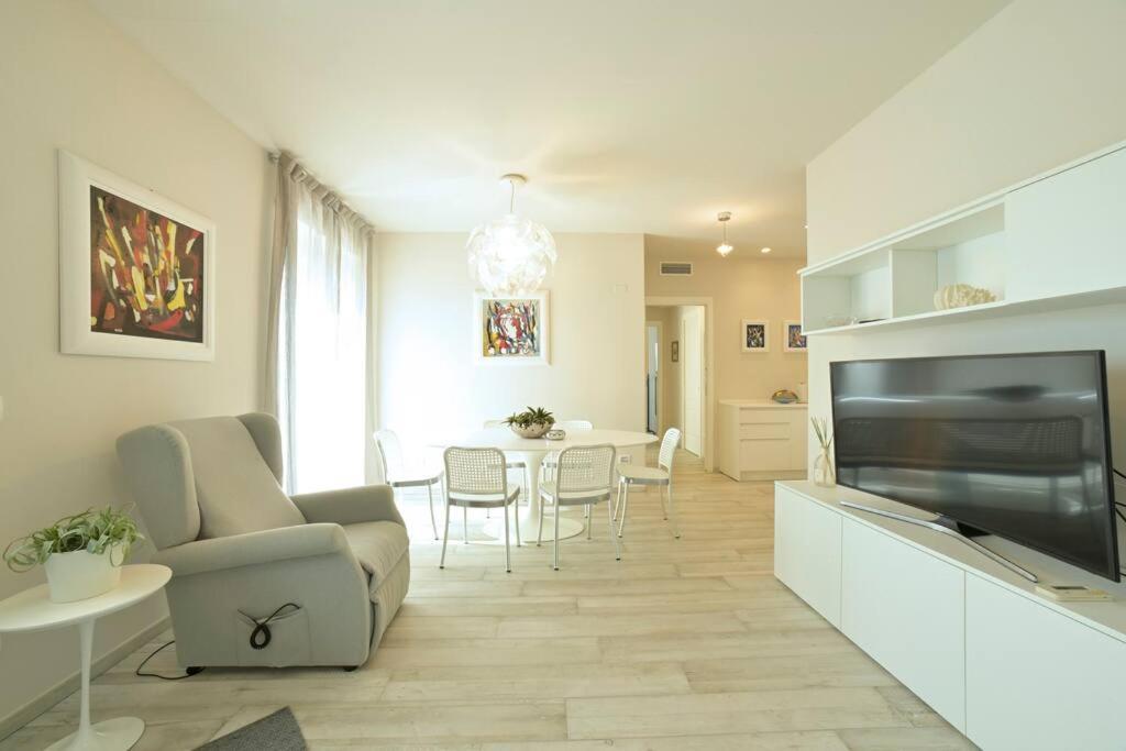 Luxury Apartament Con Garage Vista Mare Alassio Per 6 Persone Esterno foto