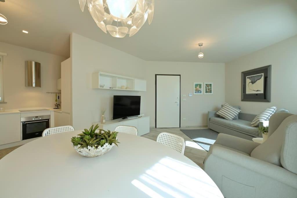Luxury Apartament Con Garage Vista Mare Alassio Per 6 Persone Esterno foto