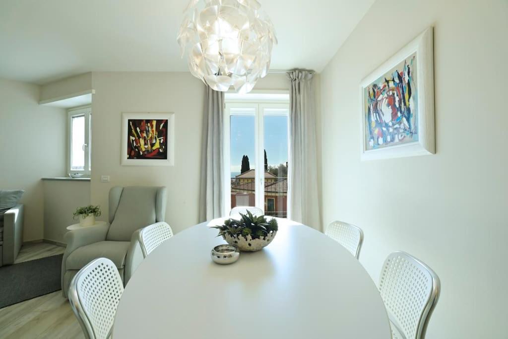Luxury Apartament Con Garage Vista Mare Alassio Per 6 Persone Esterno foto