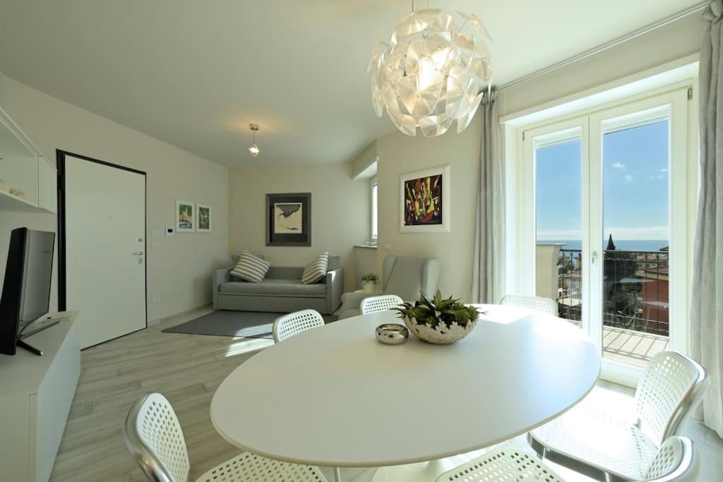 Luxury Apartament Con Garage Vista Mare Alassio Per 6 Persone Esterno foto